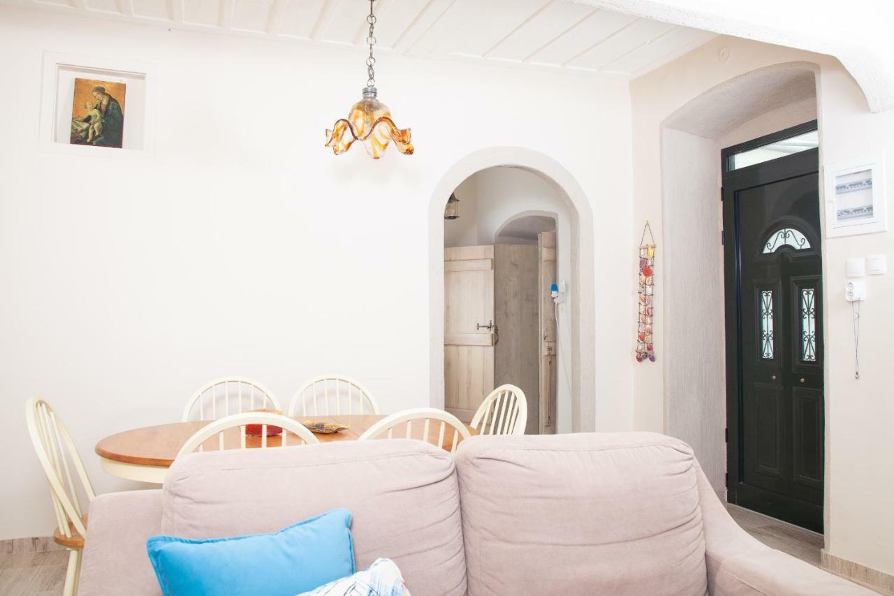 Villa @ Poros Poros Town Eksteriør bilde