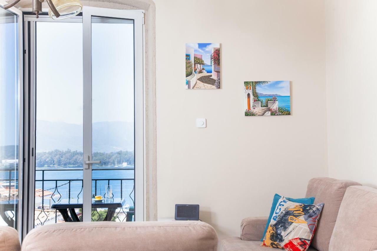Villa @ Poros Poros Town Eksteriør bilde